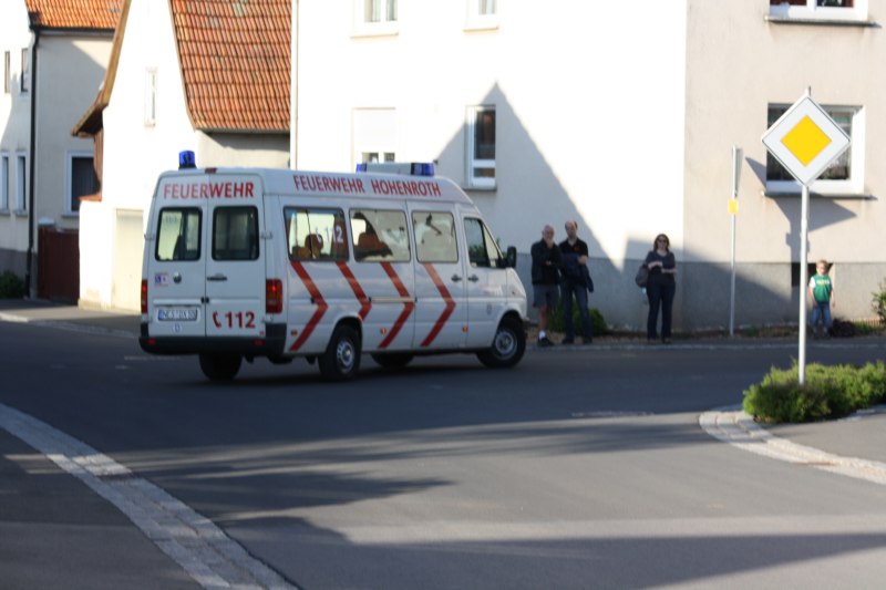 maibaumaufstellung_21.jpg