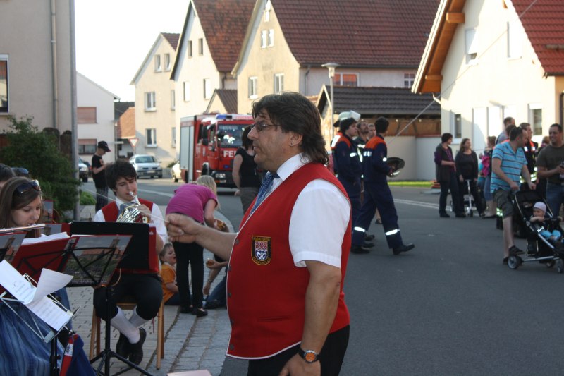 maibaumaufstellung_84.jpg