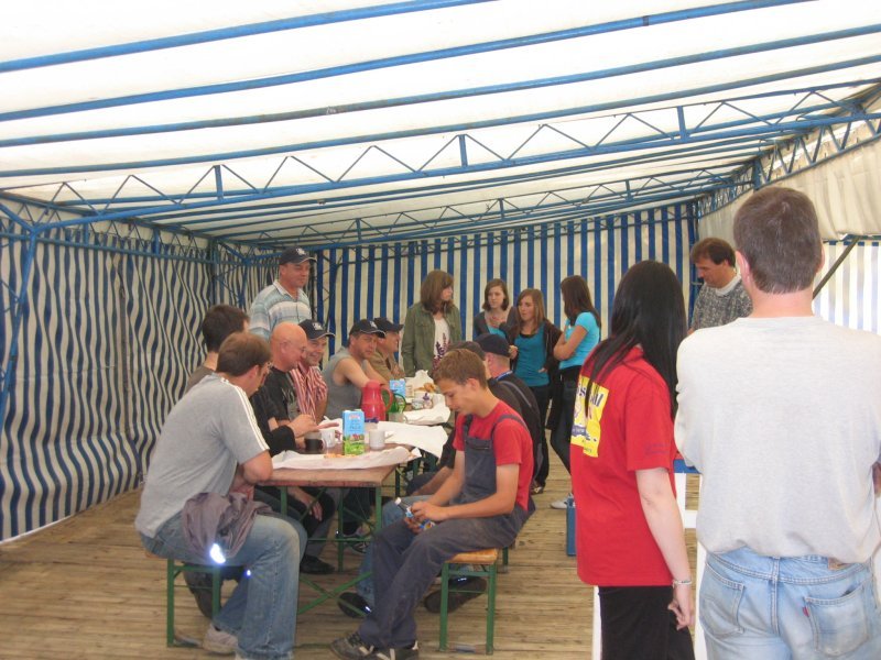 aufbau_100.jpg