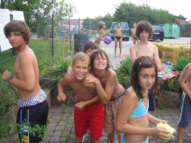 beachparty_27.jpg