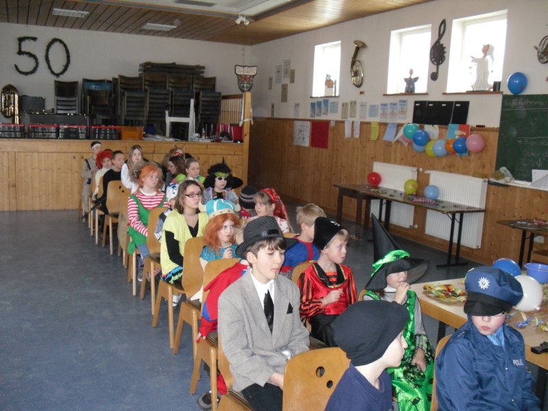 faschingsfeier_06.jpg