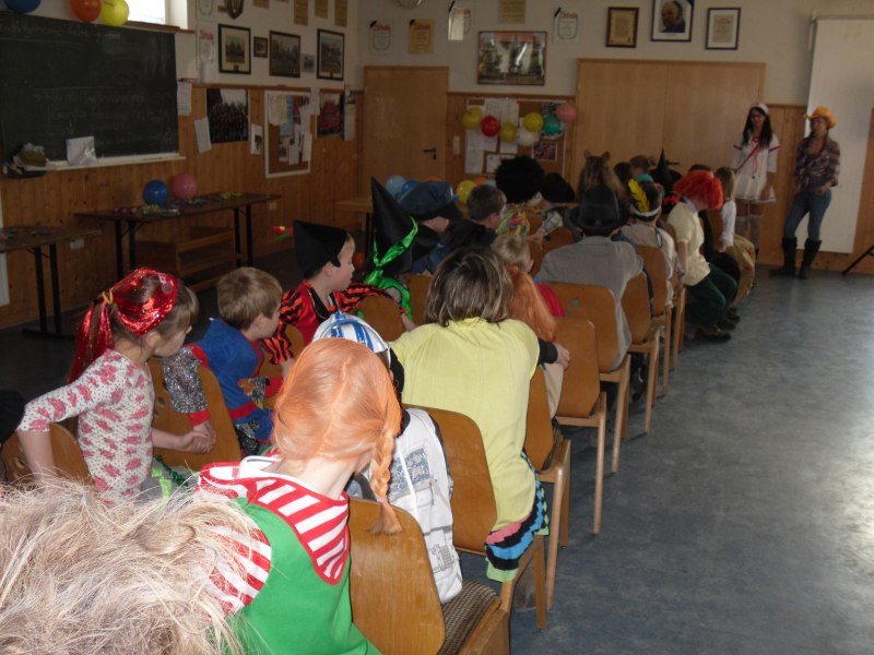 faschingsfeier_11.jpg