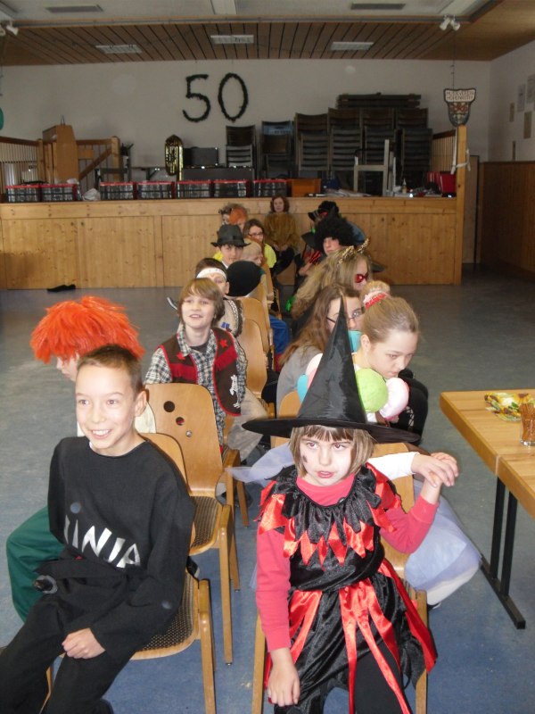 faschingsfeier_12.jpg